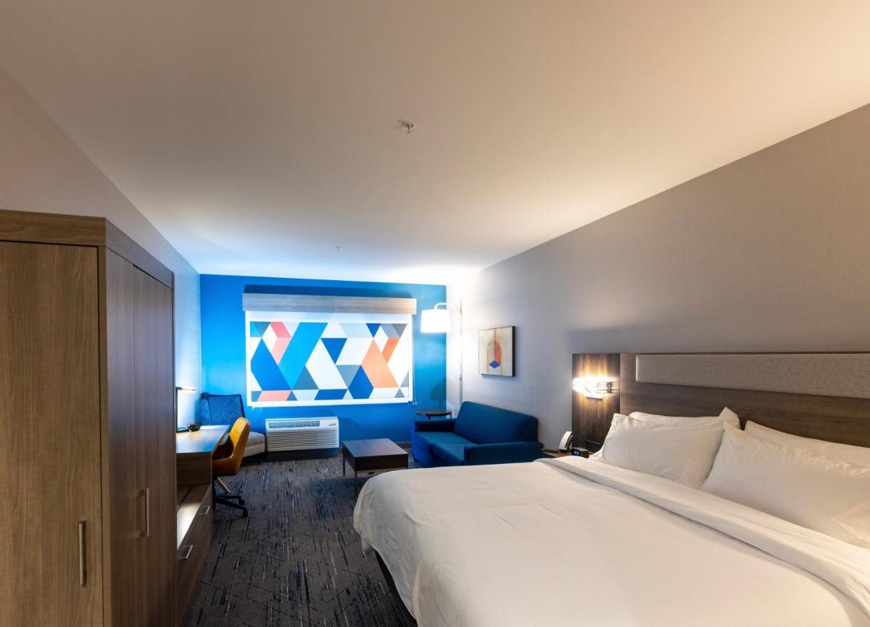 Holiday Inn Express & Suites - Harrisonburg University Area By Ihg Екстериор снимка